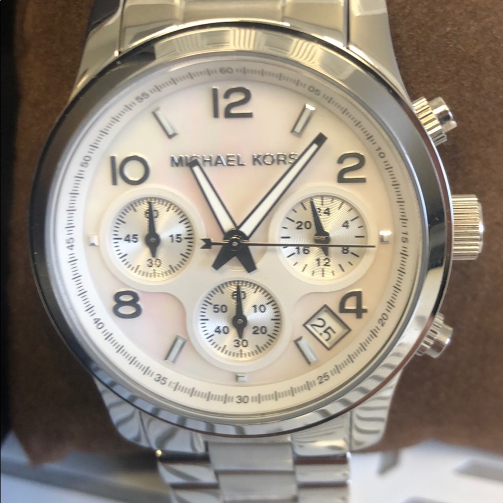 MK5304 MICHAEL KORS Mens watch Mother of Pearl NEW